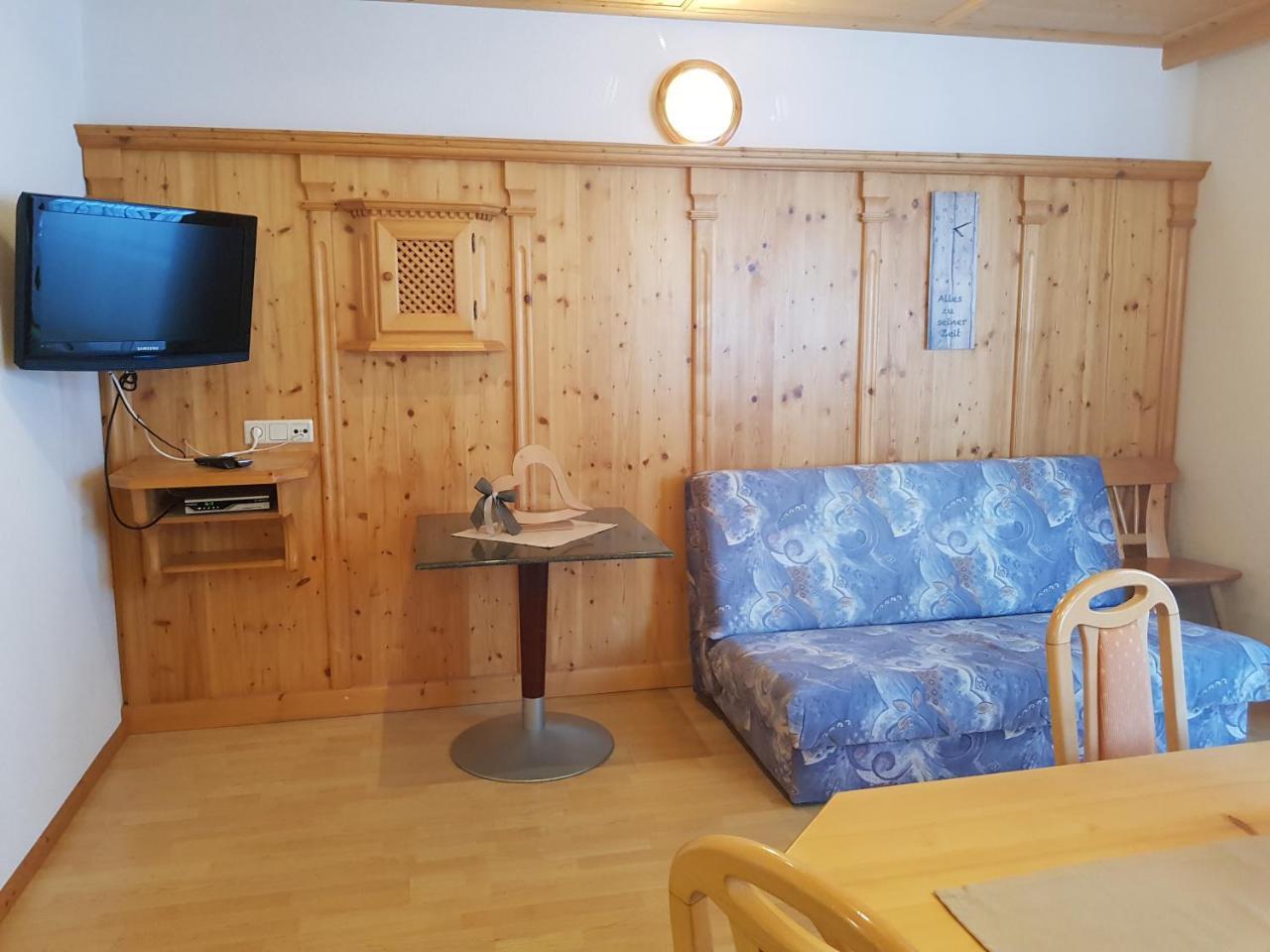 Alpina Appartement Sankt Leonhard im Pitztal Esterno foto